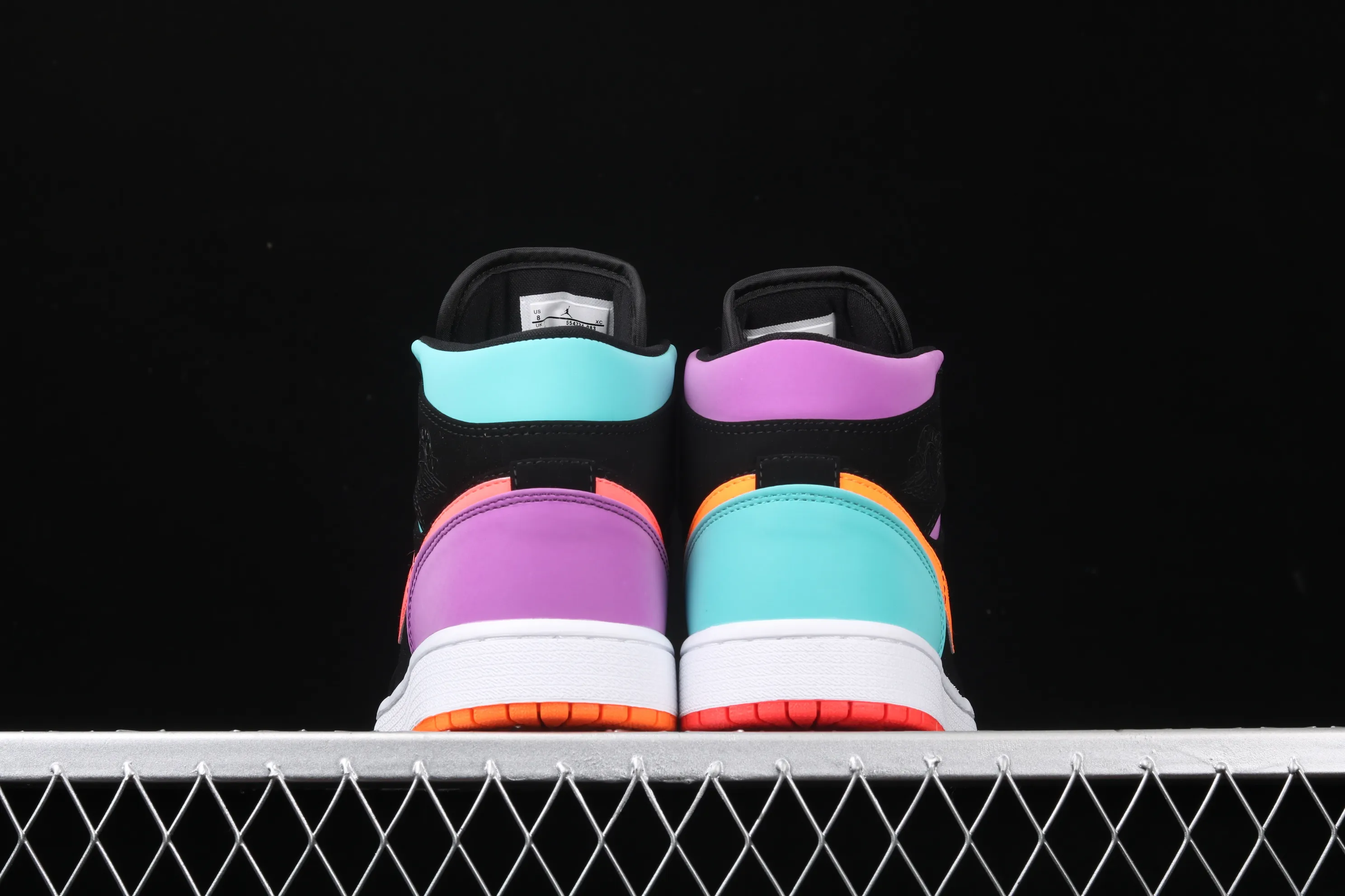 All categories Air Jordan Jordan series basketball shoes Air Jordan 1 Mid Air Jordan 1 Mid AJ1 Joe 1 Candy Yuanyang 3M reflective color matching basketball shoes 554724-083